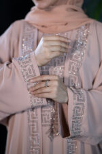 عبای زنانه کرمی ماندانا - Image 2