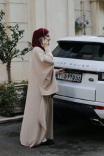 عبای زیبای کرمی سیمین دخت - Image 2