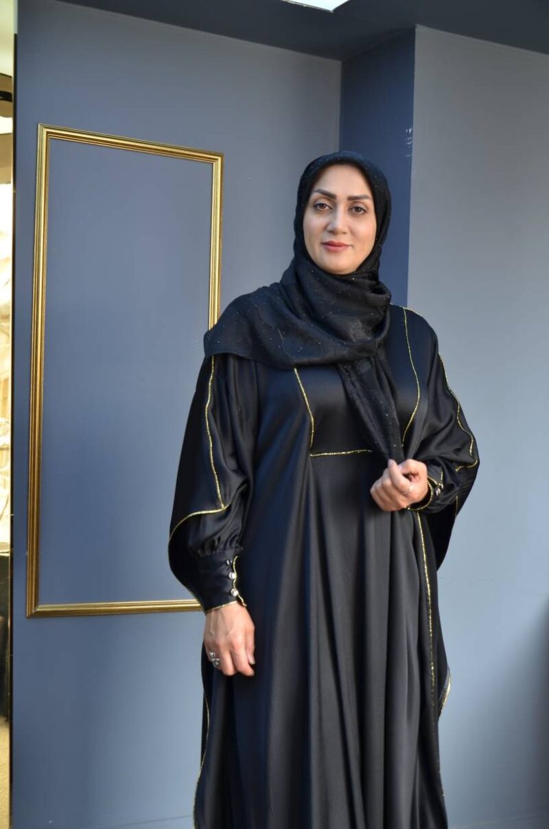عبای زنانه مشکی دلتا جولیا : انتخابی کلاسیک برای  بانوان شیک پسند - ۱۴۰۵ - Image 3
