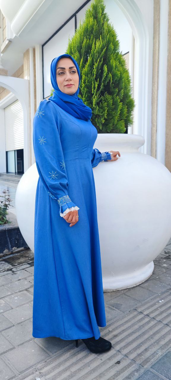 هترین رنگهای مانتو پاییزه ۱۴۰۴ برای استایل پاییزی شیک هترین رنگهای مانتو پاییزه ۱۴۰۴ برای استایل پاییزی شیک