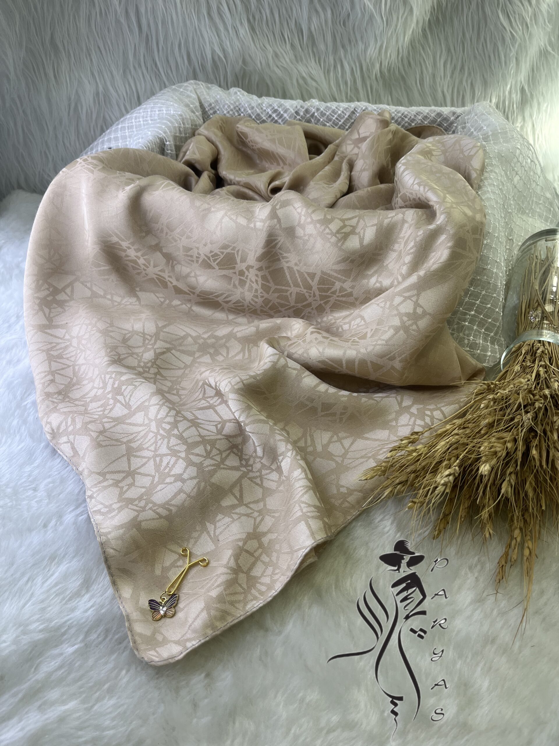 روسری خاص پریاس