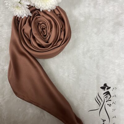 روسری قهوه ای