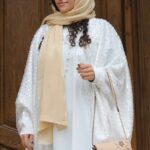 لباس عقد